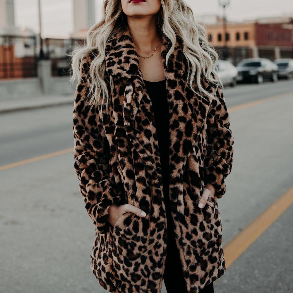 2020 럭셔리 여성 긴 소매 옷 깃 칼라 인공 모직 폴리 에스터 표범 인쇄 모직 두꺼운 따뜻한 미디 코트